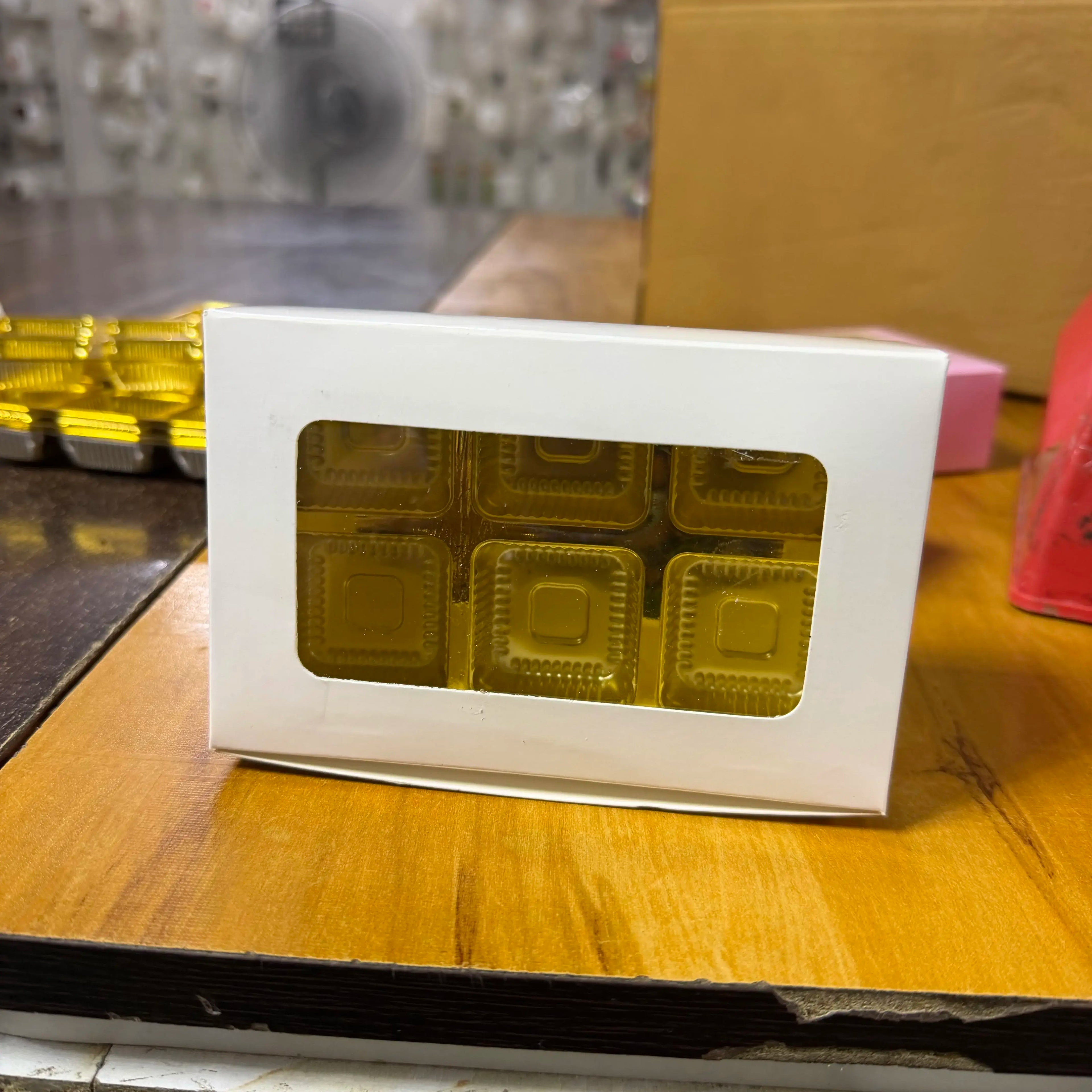 6 cavity ladoo box 25 pc with gold cavity