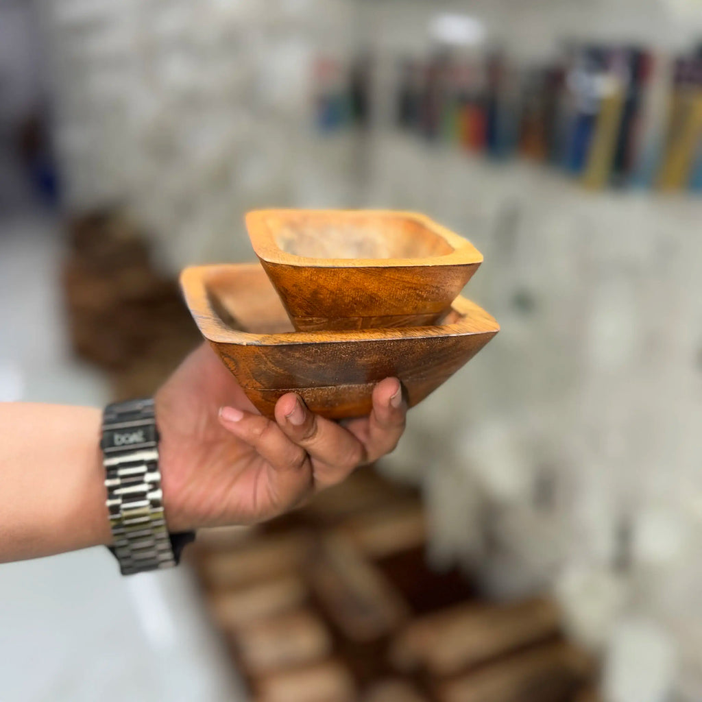 Square wooden bowl for candle making