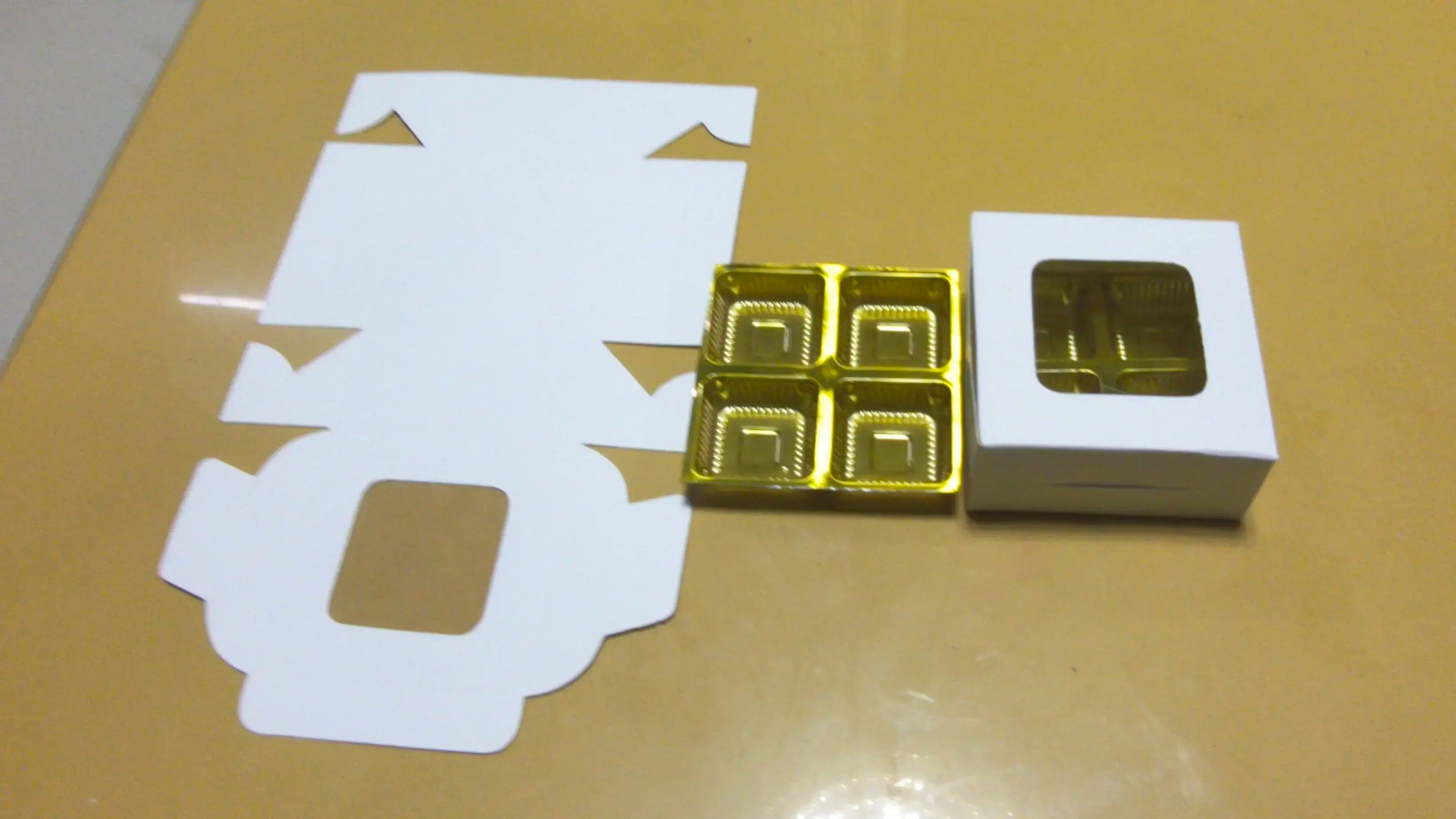 10 pc 3.75"3.75"1.75 inch box with cavity