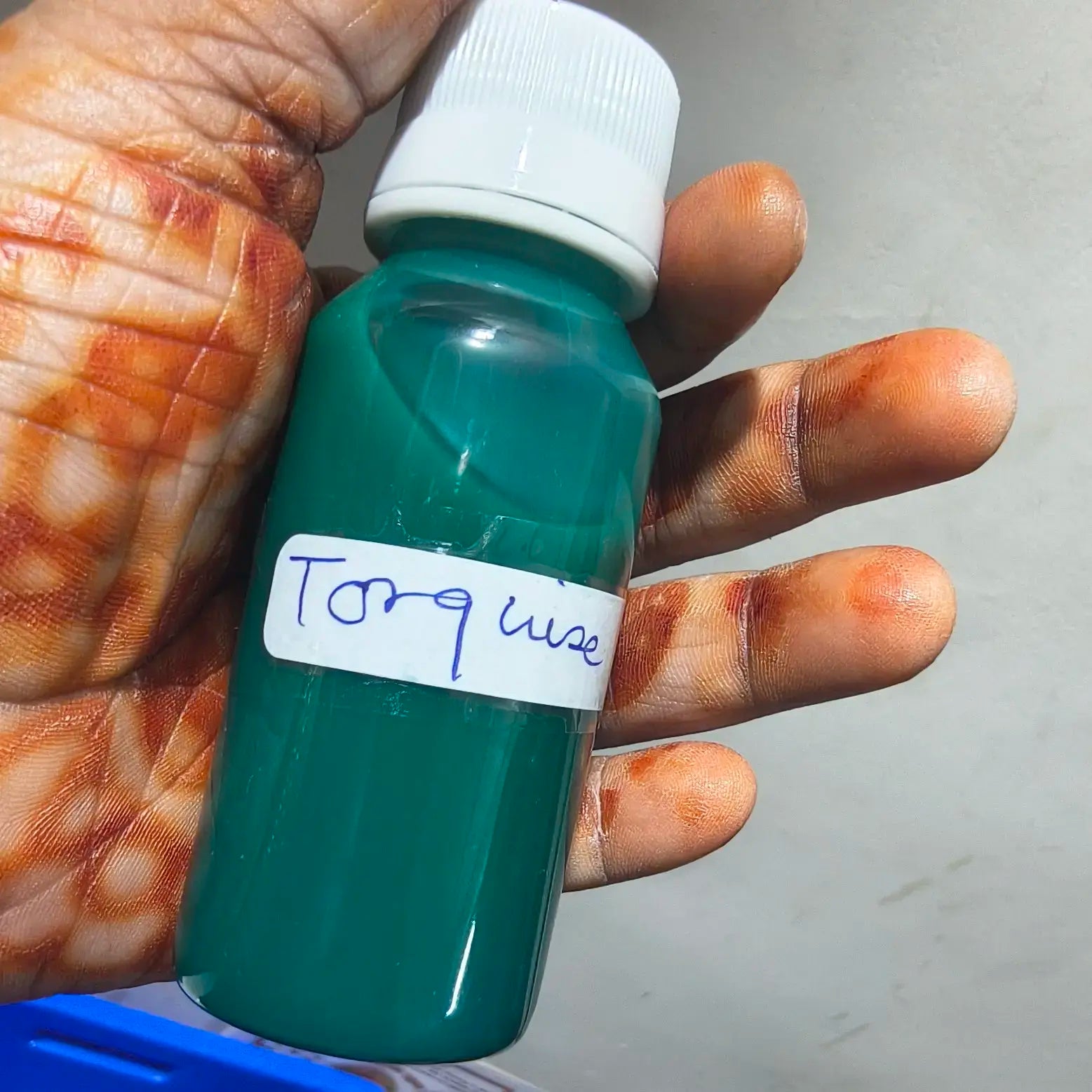 100 grm torquise candle colour liquid