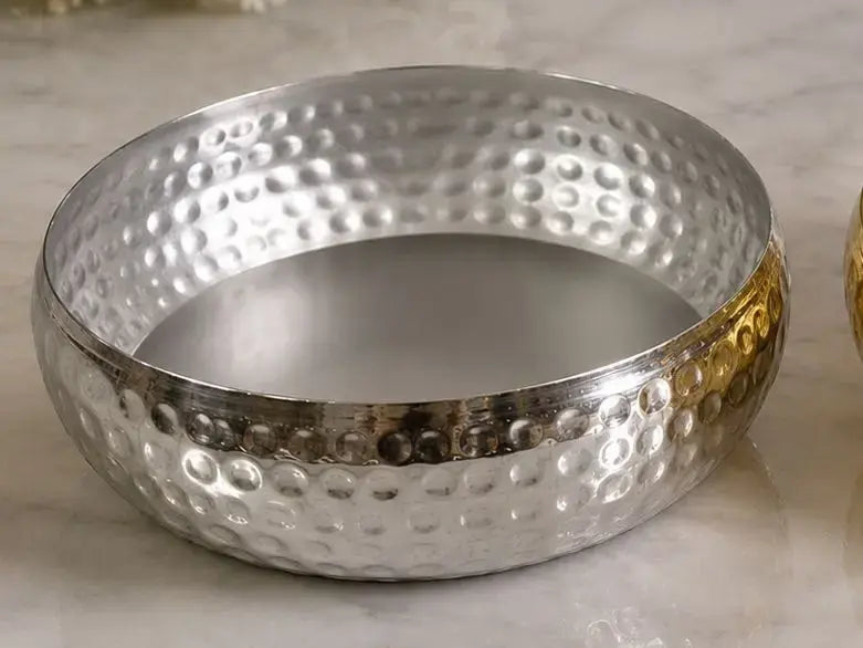 Silver 8 Inch Bowl Urli