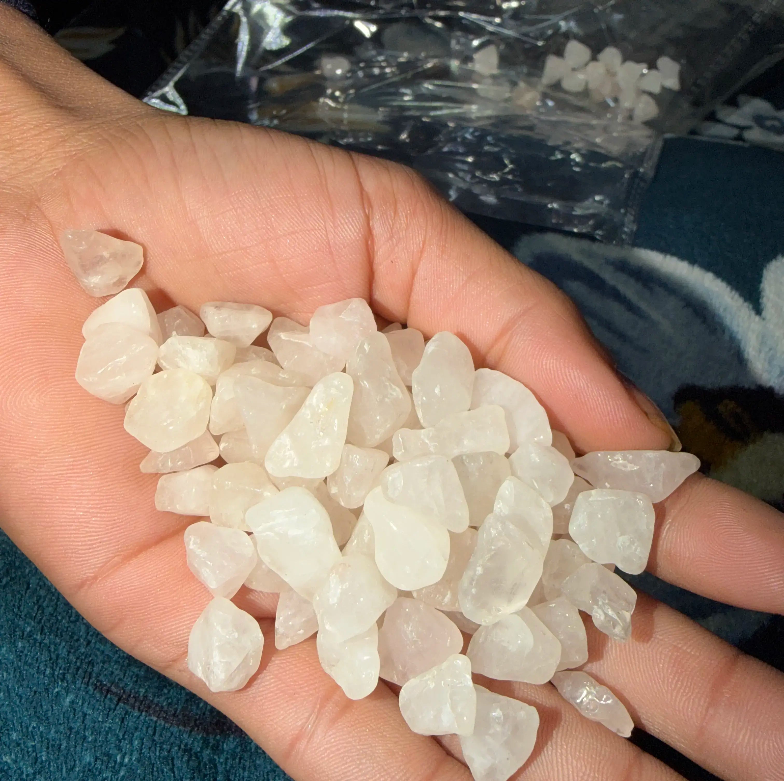 100 grm pink white crystal