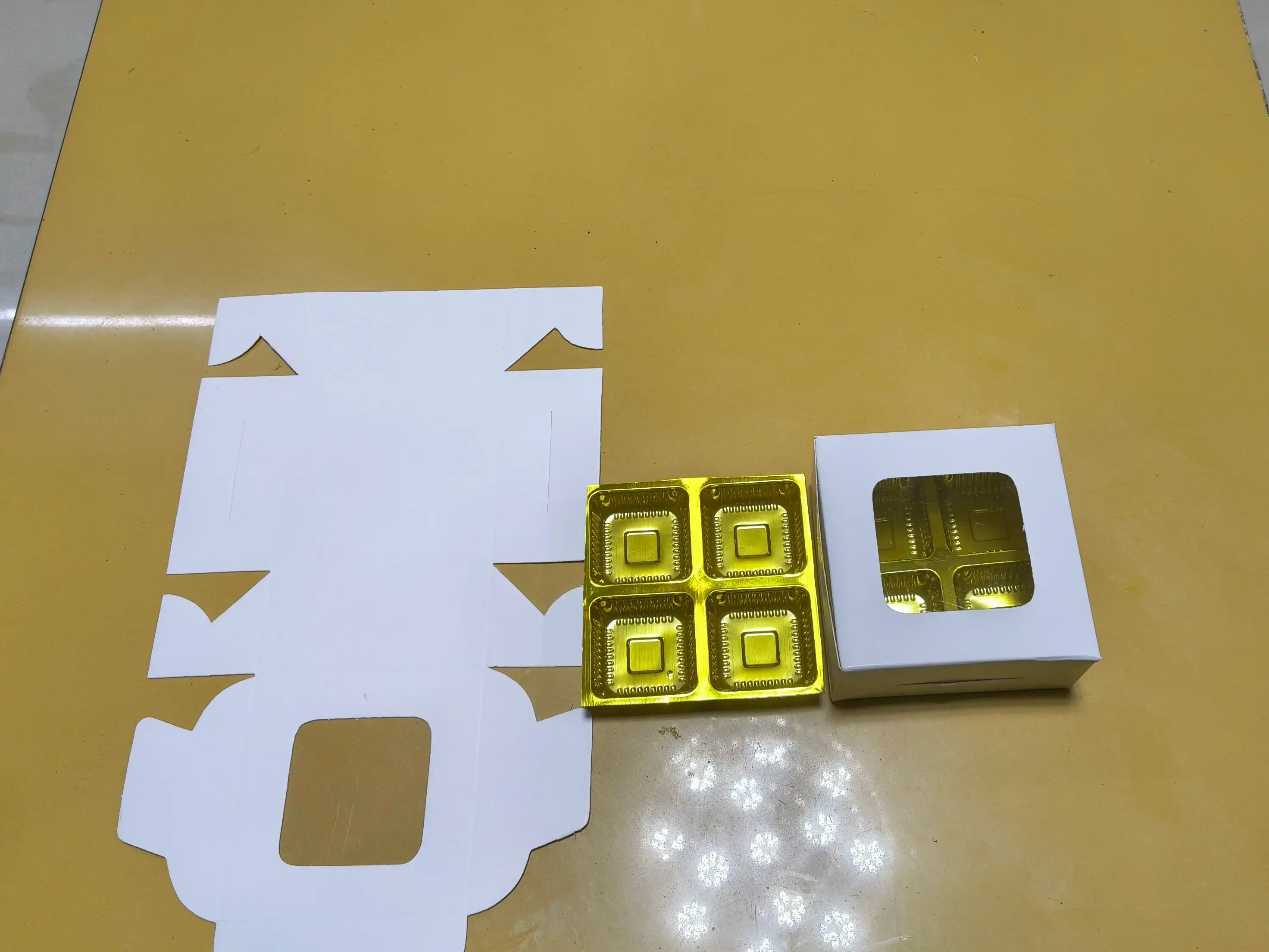 10 pc 3.75"3.75"1.75 inch box with cavity