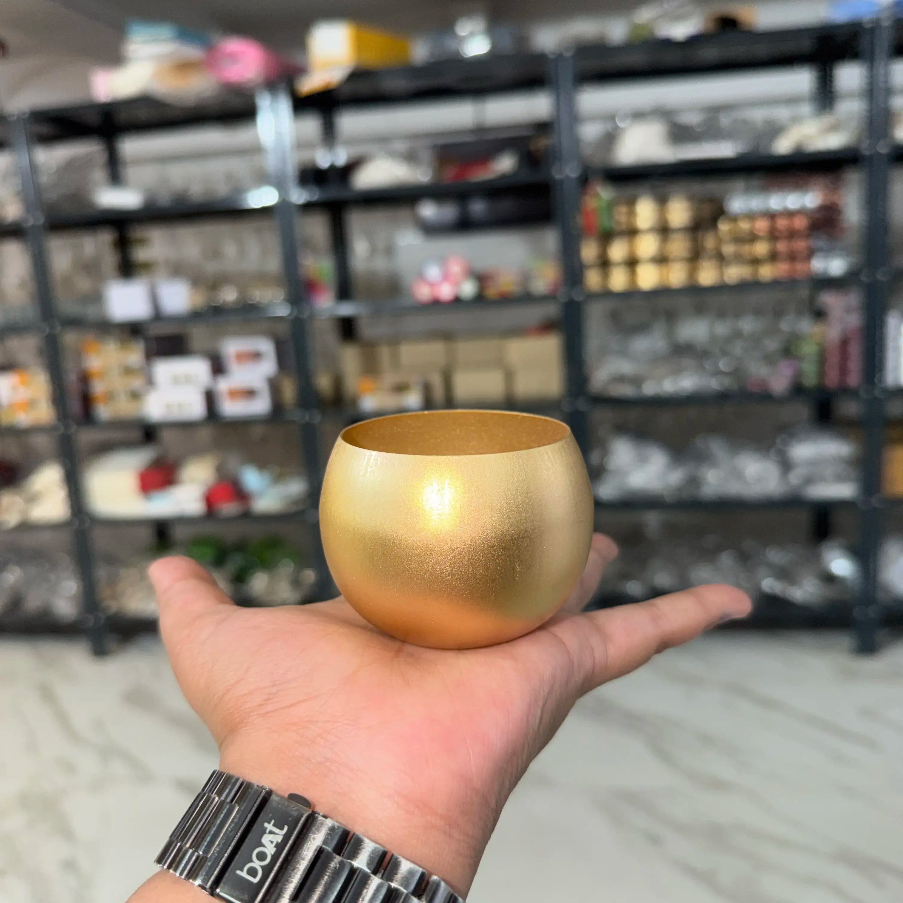 Mini bowl for candle making