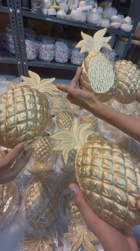 Pineapple urli