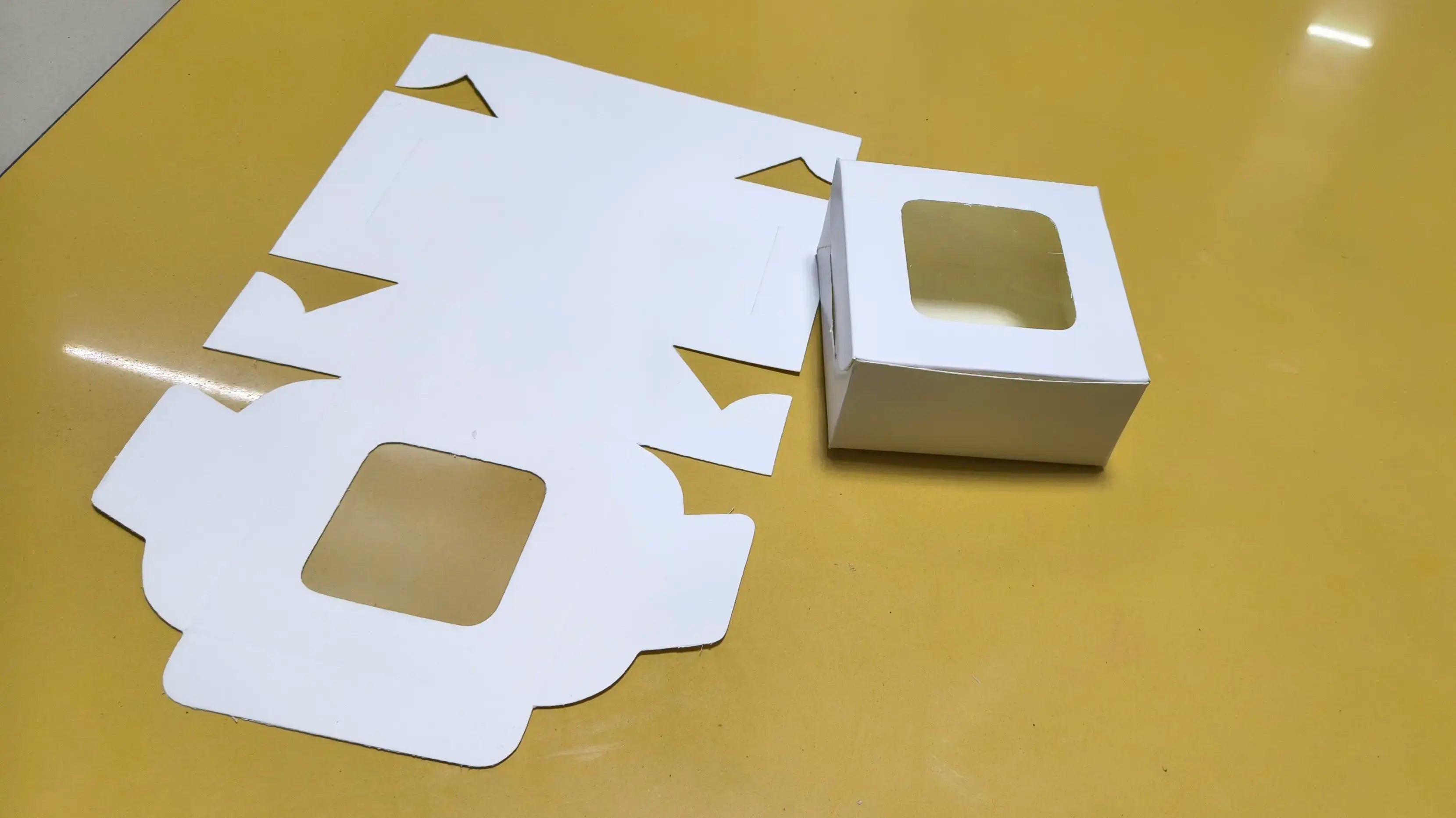 10 pc 3.75"3.75"1.75 inch cavity ladoo box